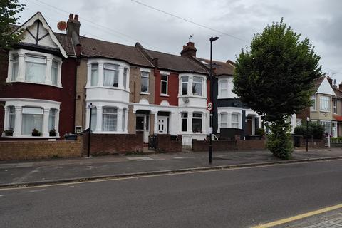 3 bedroom terraced house for sale - Stirling Road, London N22