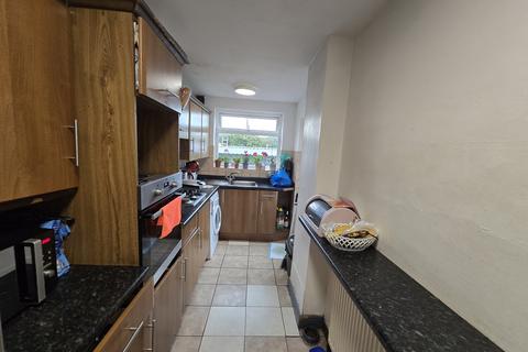 3 bedroom terraced house for sale, Stirling Road, London N22