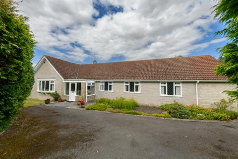 4 bedroom bungalow for sale, Broadway, Edington