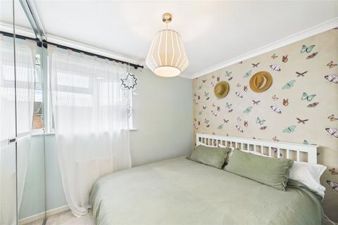 2 bedroom terraced house for sale, Hornbeam Close, Owlsmoor, Sandhurst, Berkshire, GU47