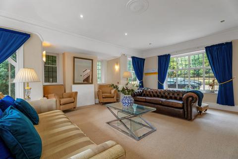 6 bedroom country house for sale, Main Road Hallow Worcester, Worcestershire, WR2 6PH