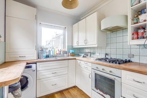 4 bedroom semi-detached house for sale, Herbert Road, Southend-on-sea, SS3