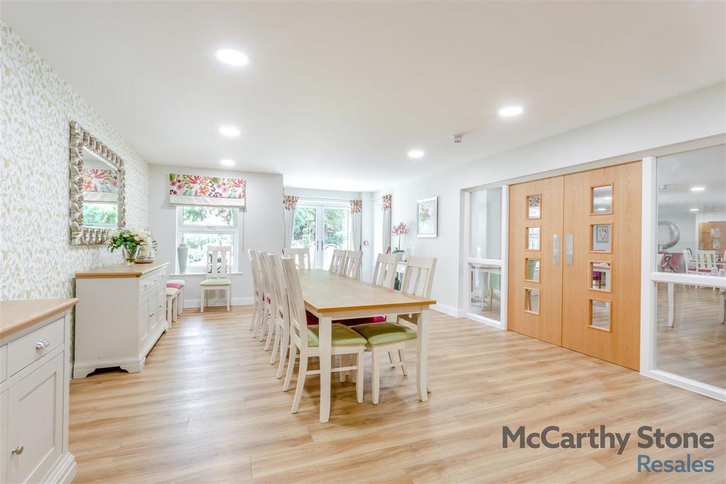 8657850-interior20.jpg