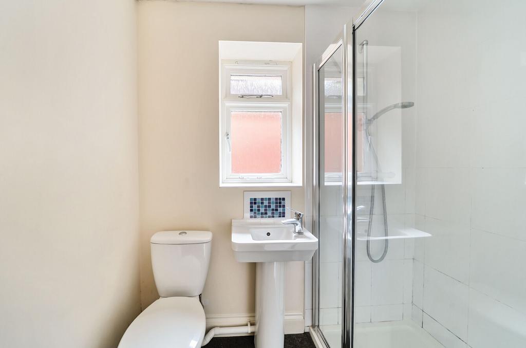 1328331-8-688228c...