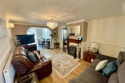 31 Arundel Road, Walton, Peterborough, PE4 6JJ