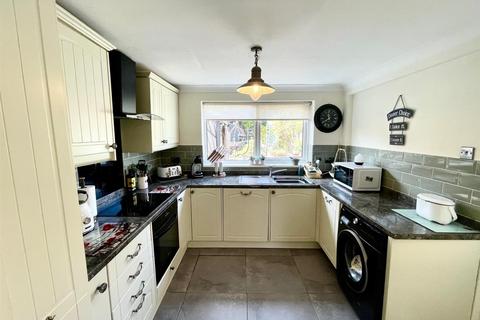 31 Arundel Road, Walton, Peterborough, PE4 6JJ