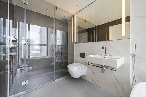 2 bedroom flat for sale, South Quay Plaza, E14, Canary Wharf, London, E14