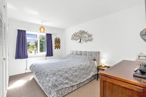 4 bedroom link detached house for sale, Gibson Road, Chichester, PO20