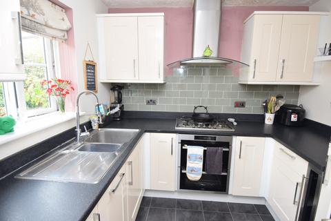 5 Whelan Way, Amesbury, Salisbury, SP4 7TS