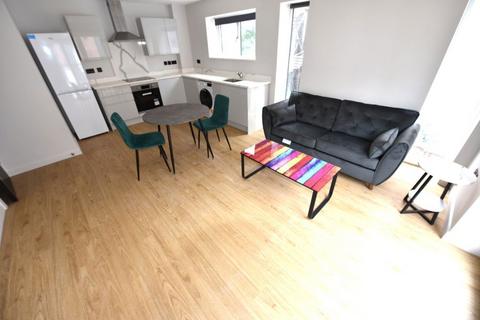 1 bedroom flat to rent, Trinity Apartments, Flat 34
