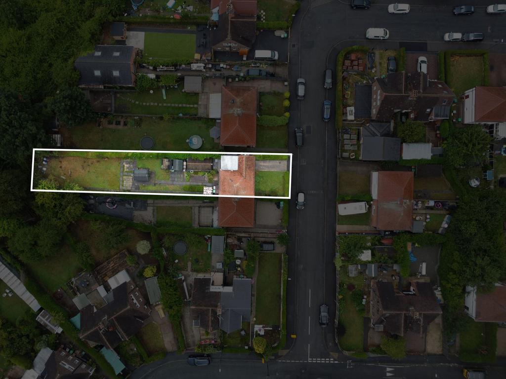 Drone of Plot
