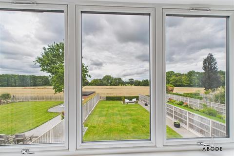 Roselea Anslow Lane, Rolleston On Dove, Burton-on-trent, DE13 9DS