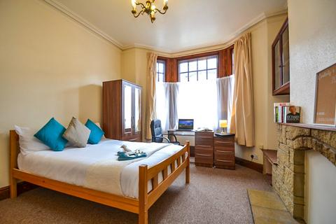 7 bedroom villa for sale, Stretton Road, Leicester, LE3