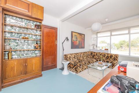 31 Links Crescent, St Marys Bay, Romney Marsh, TN29 0RS