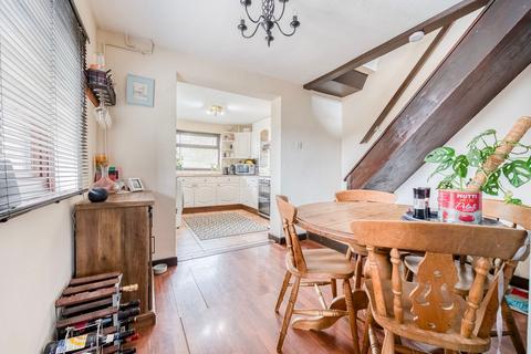 31 Station Road, Harleston, IP20 9ES
