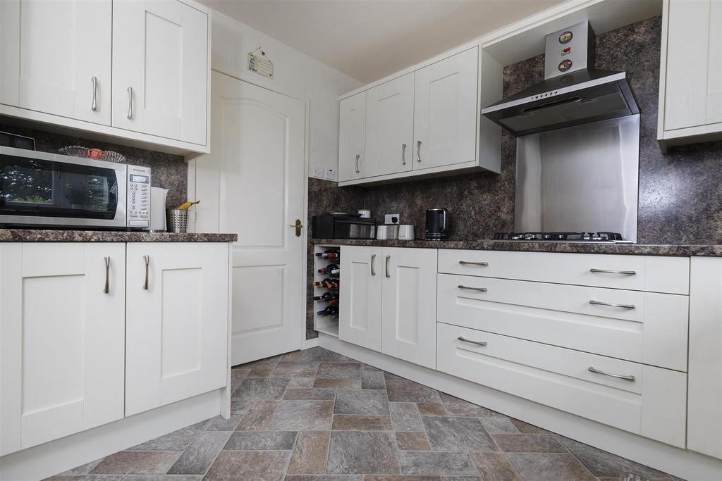 Bramleys Estate Agents - Highbury Court - Brighous