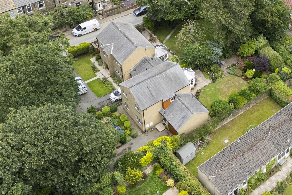 Bramleys Estate Agents - Highbury Court - Brighous