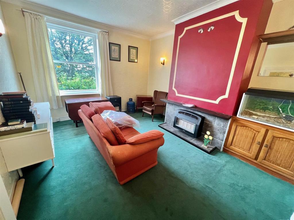 Lounge.jpg