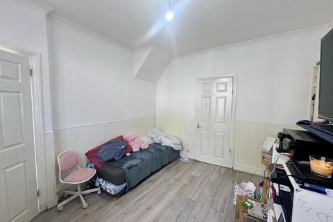 undefined, Sussex Road, South Croydon