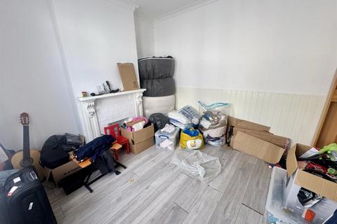 undefined, Sussex Road, South Croydon