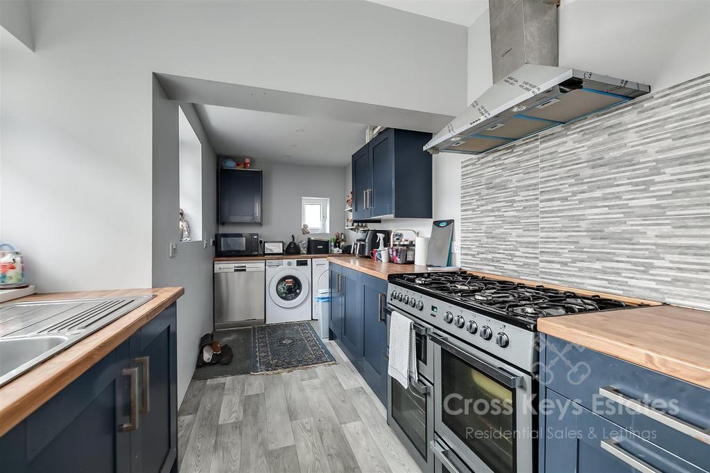 Fitted Kitchen
