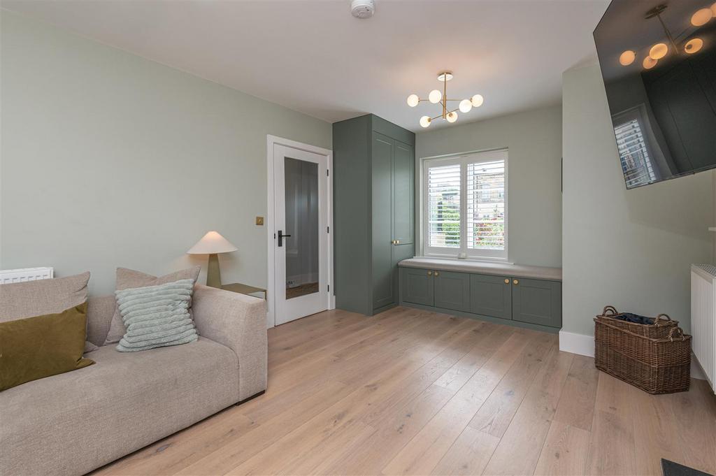 23 - 6 North Light Place BD22 8 FD.jpg