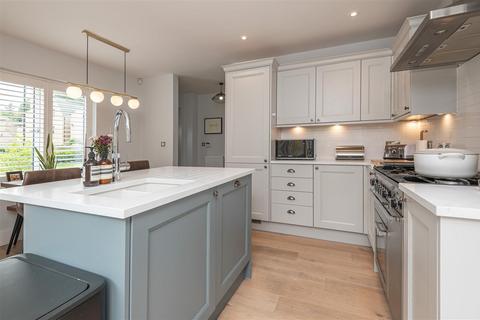 undefined, 6 North Light Place, Haworth