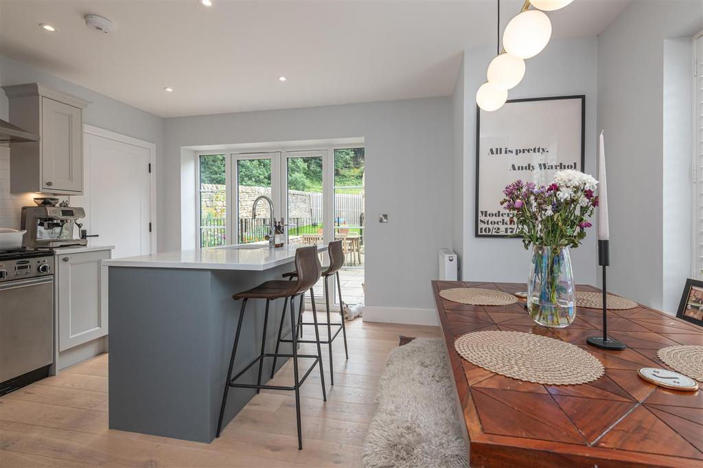 27 - 6 North Light Place BD22 8 FD.jpg
