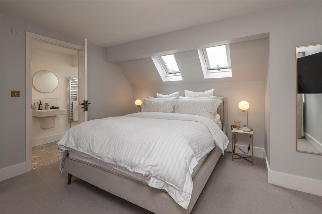 61 - 6 North Light Place BD22 8 FD.jpg