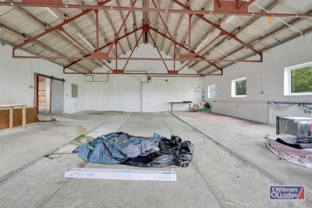 Five Bed Barn Conversion for sale in Cowling (34).