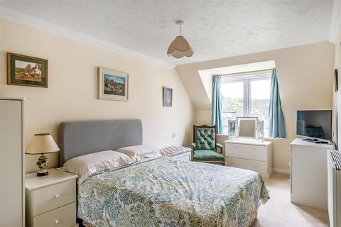undefined, KINGSTON AVENUE, LEATHERHEAD, KT22