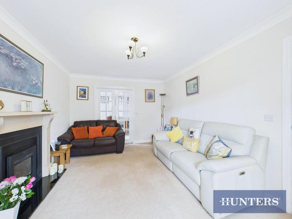 CAM05333 G0-PR0180-STILL010.jpg