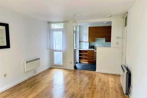 undefined, Warwick Crest, Arthur Road, Edgbaston, Birmingham, B15