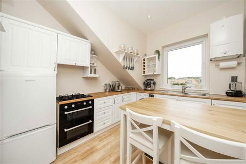 2 bedroom flat for sale, Chichele Road, London NW2