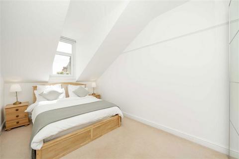 2 bedroom flat for sale, Chichele Road, London NW2