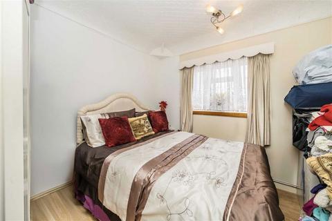 2 bedroom flat for sale, Besant Road, London NW2
