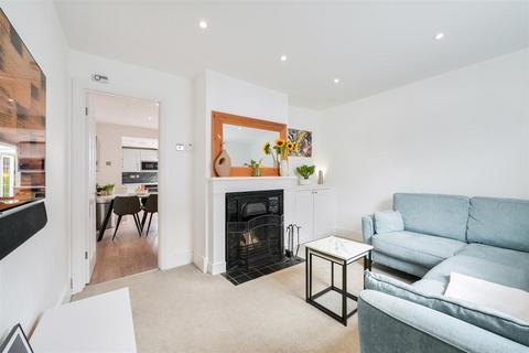 19 Providence Place, Epsom, KT17 4BB
