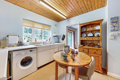 3 bedroom link detached house for sale, Stanmore Hill, Stanmore, HA7