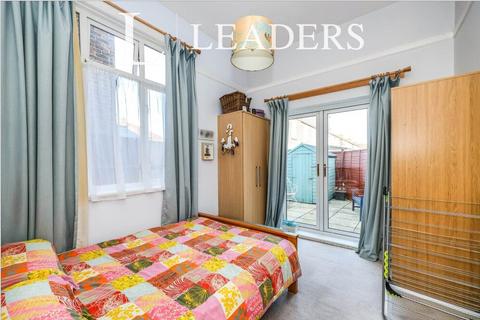 2 bedroom apartment for sale, Moneyfield Avenue, Portsmouth, Hampshire