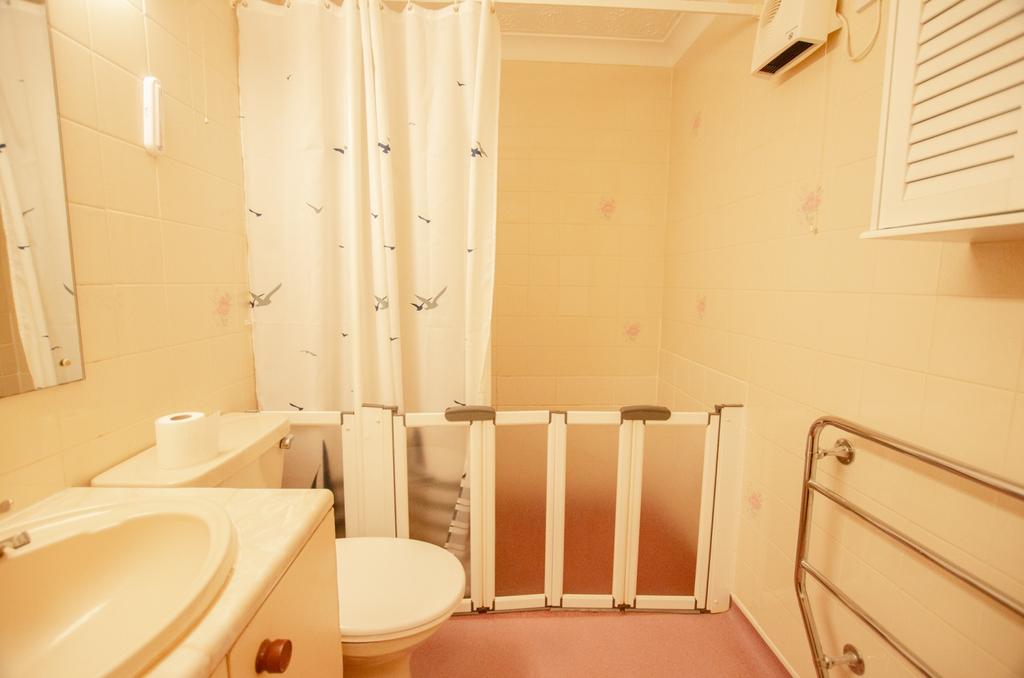 10 Burnards Court TPS Bodmin 01208 74182-5