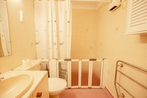 1 bedroom flat for sale, 10 Burnards Court, Berrycoombe Road, Bodmin, PL31