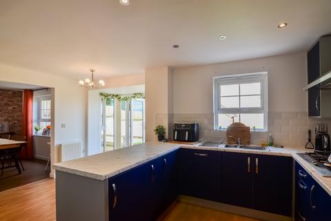 4 bedroom detached house for sale, 6 Mudge Walk, Bodmin, PL31 2GJ