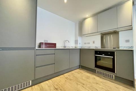 2 bedroom apartment to rent, Phoenix, Saxton Lane, Leeds, LS9