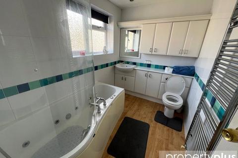 58 Collenna Road, Tonyrefail, Porth, CF39 8EH