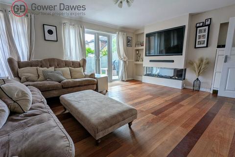 46 Somerset Road, Linford, Stanford-le-hope, SS17 0QA