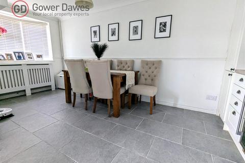46 Somerset Road, Linford, Stanford-le-hope, SS17 0QA