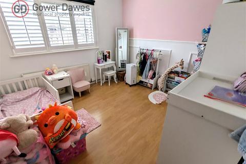 46 Somerset Road, Linford, Stanford-le-hope, SS17 0QA