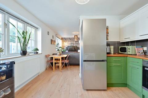 undefined, Harwoods Road, Watford, WD18