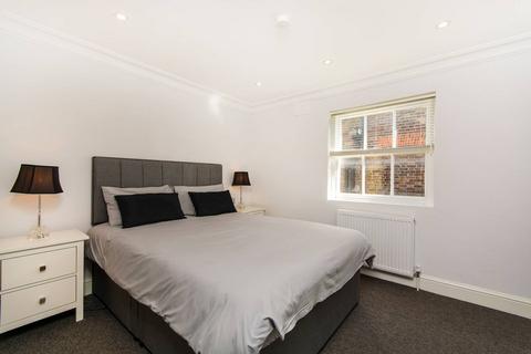 undefined, Benson Retreat, Croydon, CR0