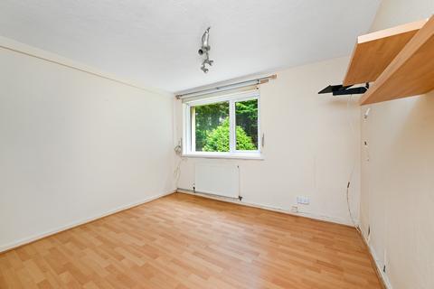 24/1 Firrhill Drive, Edinburgh, EH13 9ET